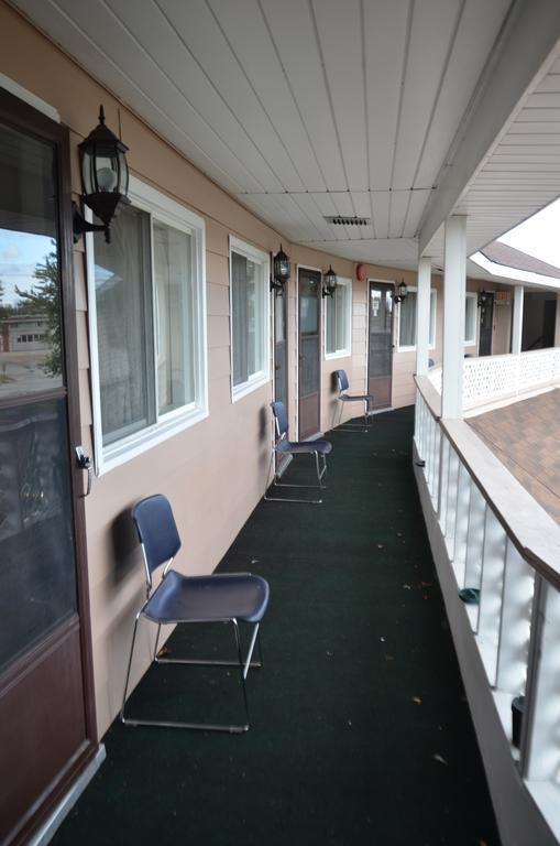Aquarius Motel Perth Exterior photo